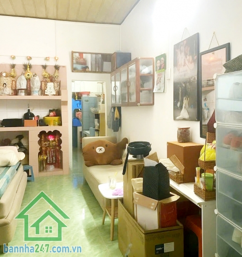 CHỈ 3,1 TỶ – NHÀ 2 TẦNG TRUNG TÂM TÂN PHÚ – DT: 32M2 - ĐANG CHO THUÊ 6TR/THÁNG – NGÂN HÀNG HỖ TRỢ VAY HƠN 2 TỶ Kết cấu: 2 Tầng (1 trệt 1 lầu), gồm 2PN, bếp, WC