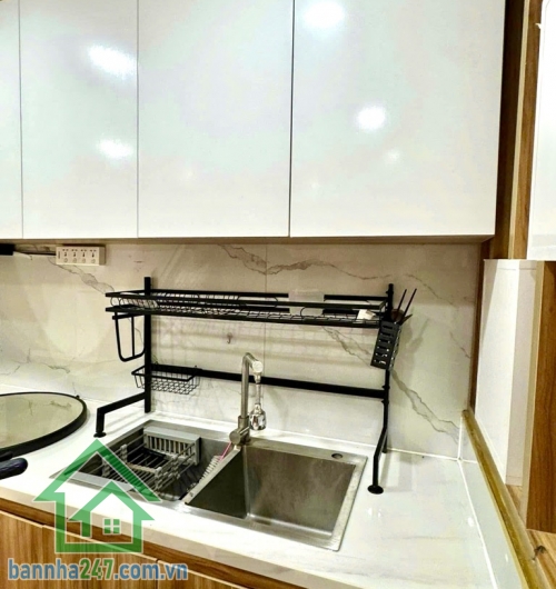 CHỈ 3,95 TỶ – NHÀ MỚI ĐẸP – TRUNG TÂM QUẬN 11 – HỒNG BÀNG – 3/2 DT: 39m² (3x13m) – 1 trệt 1 lầu, 2PN – 2WC Hẻm 3m trước nhà, 20m ra hẻm xe hơi thông, có sân để xe rộng.