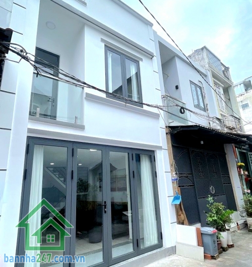 CHỈ 4.9 TỶ – HXH THÔNG HƯƠNG LỘ 2 – 40M² – 3PN – 3WC – NHÀ ĐẸP ĐỦ CÔNG NĂNG * Diện tích: 4 x 10m – 40m² * Kết cấu: 2 tầng**, 3 phòng ngủ, 3WC * Hẻm xe hơi thông Mob 0933144037