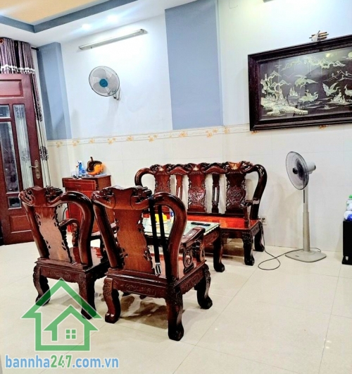 CHỈ 8,1 TỶ (TL) - BIỆT THỰ MINI 3 TẦNG – NGANG 8M HIẾM – XE TẢI TRƯỚC NHÀ - 4PN - 4WC - NGAY NGÃ TƯ BỐN XÃ – GIÁP TÂN PHÚ & Q11 Diện tích: 8 x 12m – vuông vức