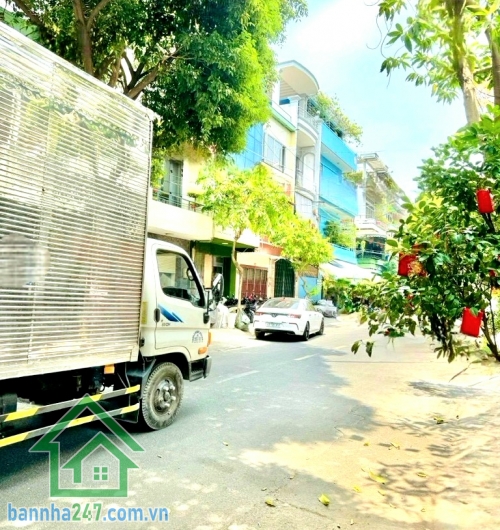CHỈ 13,5 TỶ (TL) – MTKD KHU BÀU CÁT – 4 TẦNG ĐƯỜNG 12M CÓ LỀ – NGUYỄN HỒNG ĐÀO – DTCN 72M² (4x18) - 5PN, 4WC 