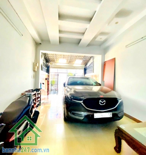 CHỈ 9,45 TỶ - HẺM XE TẢI 6M – Ô TÔ NGỦ TRONG NHÀ – KHU PHÂN LÔ AEON TÂN PHÚ - 5 PN – 5 WC Vị trí: Khu phân lô đẹp, kế Aeon Mall Tân Phú – Bờ Bao Tân Thắng – Lê Trọng Tấn – chợ Tân Hương 
