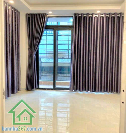 CHỈ 3.95 TỶ – NHÀ LÔ GÓC 2 MẶT HẺM – TÔ HIẾN THÀNH, Q10 - 2PN rộng, 3WC  * 3 tầng BTCT kiên cố – 2PN rộng, 3WC – full nội thất * Lô góc 2 mặt hẻm sáng thoáng.