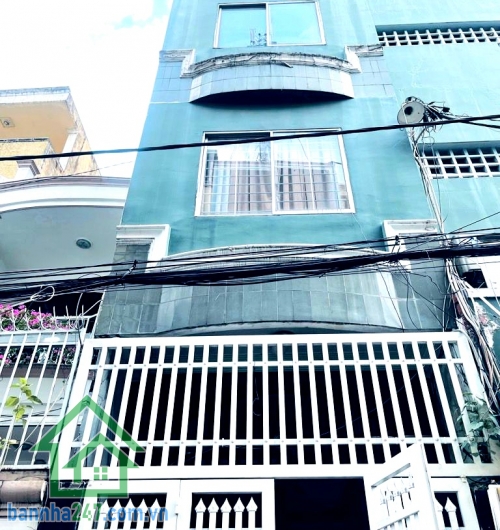 CHỈ 9 TỶ – HXH ÚT TỊCH TÂN BÌNH – 5 TẦNG BTCT - GẦN GA T3 – 6PN 6WC – CÓ DÒNG TIỀN Diện tích: 40m² – nở hậu, sổ vuông Kết cấu: 1 trệt + 3 lầu + sân thượng, đúc BTCT kiên cố. Công năng: 6 phòng ngủ – 6 WC, phòng khách, bếp, ban công