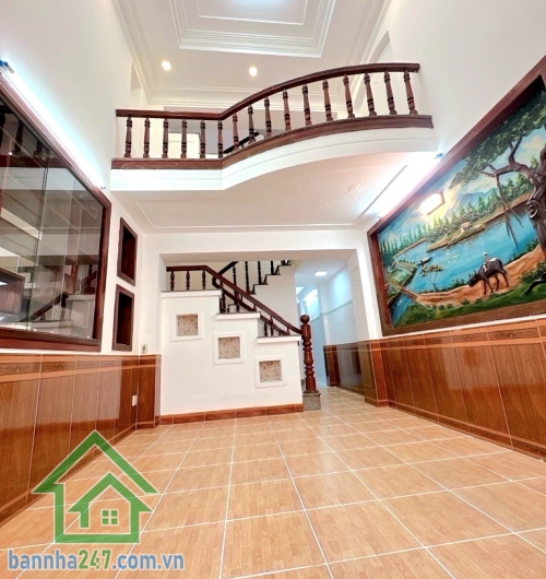 CHỈ 6.8 TỶ – NHÀ HẺM Ô TÔ THÔNG – KHU VIP BÀU CÁT, TÂN BÌNH GẦN CHỢ TÂN BÌNH – CHỢ ÔNG ĐỊA – 5 PHÚT QUA QUẬN 10 – GIÁP Q11 - DTSD 150m² – 5 TẦNG – 6PN – 3WC Vị trí siêu đắc địa: – Hẻm ô tô thông thoáng, khu VIP Bàu Cát – Gần chợ Tân Bình, chợ Ông Địa, côn