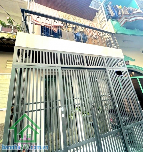 CHỈ 3,65 TỶ – NHÀ ĐẸP KHU VIP DÂN TRÍ – MTKD NGAY NGUYỄN SƠN – CÓ DÒNG TIỀN - 2PN - 2WC Vị trí đẹp: khu VIP dân trí cao, ngay Nguyễn Sơn, gần chợ Tân Hương