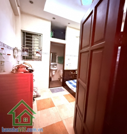 NHÀ MẶT TIỀN BÌNH TÂN – ĐƯỜNG 16M – 4 TẦNG BTCT – 4PN – 5WC – CHỈ 7,1 TỶ  DT: 3.9 x 15m – nở hậu nhẹ, phong thuỷ tốt.  Kết cấu 4 tầng BTCT chắc chắn – 4PN (WC trong phòng)