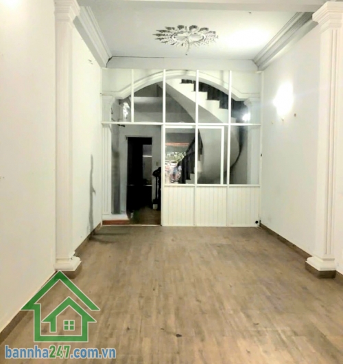 CHỈ 24 TỶ – MTKD HUYẾT MẠCH TÂN BÌNH – NGAY TRUNG TÂM TRIỂN LÃM – DÒNG TIỀN 40TR/THÁNG! Diện tích 108m² (3.6 x 30) – nhà 4 tầng (1 trệt 3 lầu) kiên cố. Đang cho thuê hợp đồng 6 năm, dòng tiền 40 triệu/tháng, mua là có thu nhập ngay!
