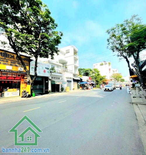 CHỈ 5,4 TỶ – NHÀ HXH THÔNG – VƯỜN LÀI, TÂN PHÚ – 4 TẦNG - DTSD: 120M² - 2PN - 3WC - NHÀ MỚI ĐẸP Diện tích: 4 x 8m Diện tích sử dụng: ~120m² * 1 trệt + 2 lầu + sân thượng