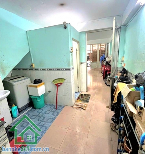 CHỈ 6,3 TỶ – MTKD THÁI PHIÊN – 43m² (3.8×11)m – NHÀ 3 TẦNG BTCT – 4PN, 3WC Mặt tiền kinh doanh siêu đỉnh – Vị trí cực hiếm tầm giá! Kết cấu: 1 trệt 2 lầu, 4PN - 3WC