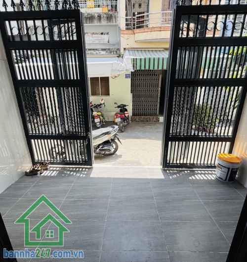LÊ THÚC HOẠCH – NHÀ ĐẸP 2 TẦNG – HẺM XE HƠI – CHỈ 6.1 TỶ.
