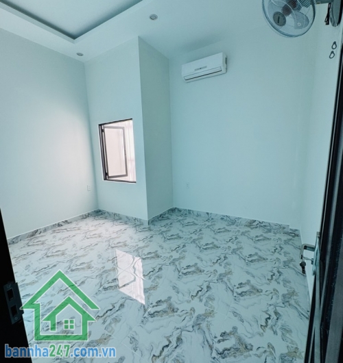 LÊ THÚC HOẠCH – NHÀ ĐẸP 2 TẦNG – HẺM XE HƠI – CHỈ 6.1 TỶ.