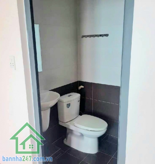 CHỈ 15 TỶ - NHÀ QUẬN TÂN PHÚ – HẺM 7M TÔ HIỆU – PHAN ANH – NHÀ 4 TẦNG BTCT – DT 74m² (5×15) - 3PN rộng – 4WC Nhà mới – vào ở ngay: * Kết cấu BTCT 4 tầng hoàn công đầy đủ