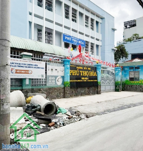 CHỈ 2,6 TỶ – NHÀ 3 TẦNG – HẺM Ô TÔ 5M – ÂU CƠ, TÂN BÌNH – SỔ RIÊNG, Ở NGAY Vị trí: Phường 10, Tân Bình – hẻm ô tô 5m, gần trường học, bệnh viện, trung tâm thương mại. 