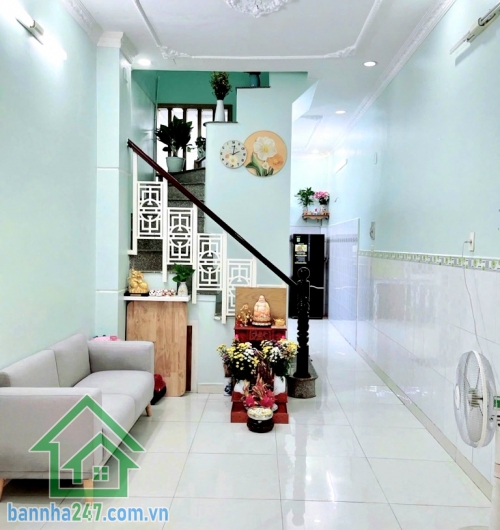 CHỈ 3,86 TỶ – NHÀ 2 TẦNG ĐÚC – HẺM XE HƠI – LÊ THÚC HOẠCH – TÂN PHÚ Vị trí: hẻm xe hơi đỗ cửa, ngay chợ Tân Hương, thuận tiện di chuyển Vườn Lài – Lũy Bán Bích, gần trường học, UBND phường.  