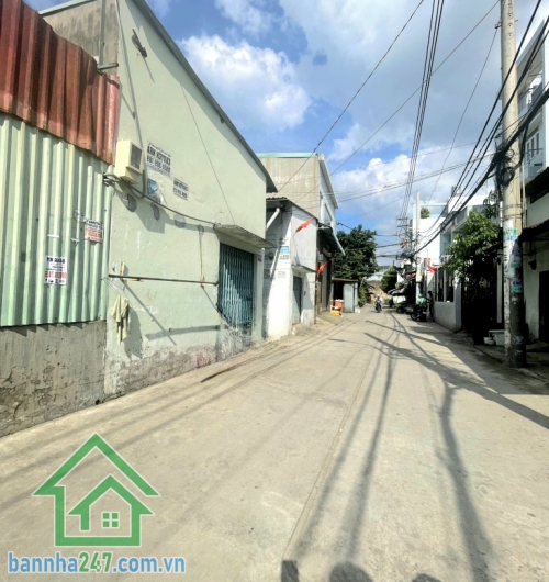 CHỈ 7,7 TỶ – VILLA LÊ VĂN QUỚI – HẺM 5M XE HƠI NGỦ TRONG NHÀ – NHÀ 4 TẦNG – 88M² (8.1x11) – SỔ HỒNG RIÊNG – HOÀN CÔNG ĐỦ Villa siêu đẹp, chủ xây tâm huyết năm 2020.