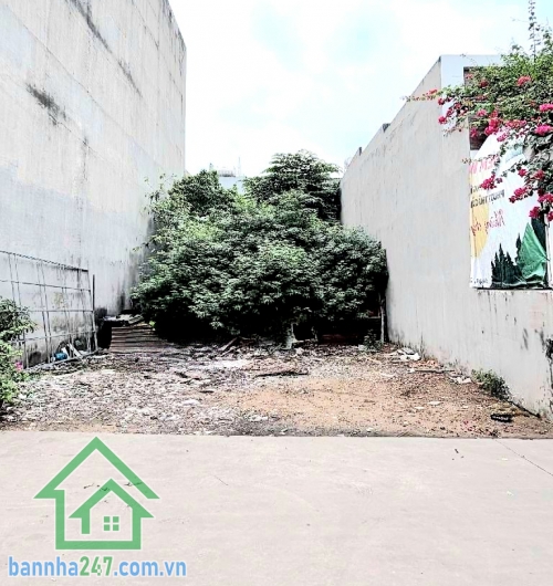 CHỈ 14,5 TỶ – 2 LÔ ĐẤT LIỀN KỀ – HẺM 10M – LÊ TRỌNG TẤN, BÌNH TÂN - DT: 207M² (8,6 x 24)M * Diện tích: 8,6 x 24m (~206m²) * Hiện trạng: 2 lô liền kề, đất đẹp