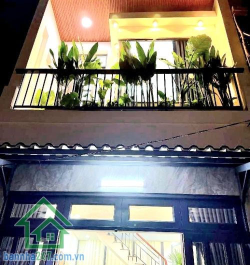  5,15 TỶ – HẺM XE TẢI 6M THÔNG – TÂN KỲ TÂN QUÝ – NHÀ MỚI Ở LIỀN – DT 40M² (4x10)m – 3PN – 2WC Nhà đẹp mới tinh – BTCT kiên cố * Diện tích: 4 x 10m * Kết cấu: 1 trệt + 1 lửng + 1 lầu* Công năng đầy đủ: 3PN – 2WC * Nội thất xịn, chỉ việc xách vali vào ở ng