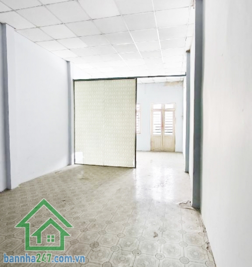 CHỈ 6,6 TỶ - MTKD ĐƯỜNG XE TẢI – SÁT QL1A – 100M² –   P. Bình Hưng Hòa A, Q. Bình Tân – Giáp Tân Phú, Ngã Tư Bốn Xã DT: 4 x 25m, nở hậu – Nhà cấp 4, tiện sửa chữa, xây mới.