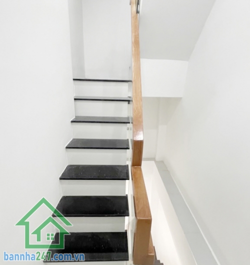 CHỈ 2,66 TỶ - SIÊU PHẨM NHÀ Ở LIỀN - 3 TẦNG – NGAY GÒ DẦU, SÁT AEON TÂN PHÚ - 2PN, 3WC  Diện tích: 3 x 4.45m, xây 3 tầng. Thiết kế 2PN, 3WC, nhà mới đẹp, chỉ cần xách vali vào ở ngay.