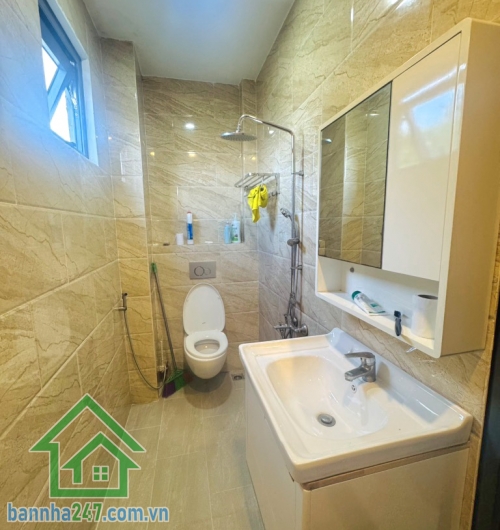 CHỈ 5.3 TỶ – NHÀ ĐẸP 4 TẦNG – FULL NỘI THẤT XỊN – NGAY NGÃ TƯ GÒ MÂY, AEON TÂN PHÚ.  DT: 4x10m – vuông vức, phong thủy tốt. 1 trệt 2 lầu, 2PN rộng, 4WC riêng.