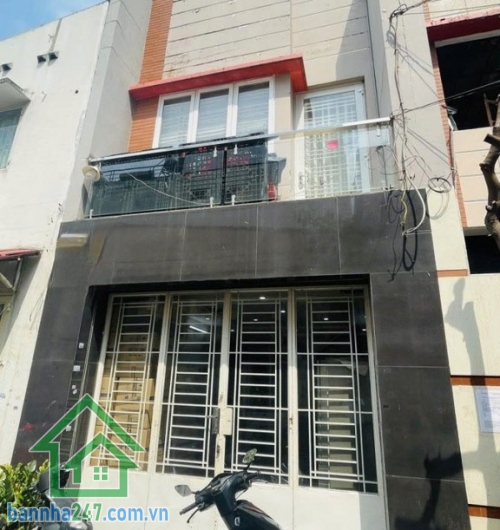HẺM XE HƠI THÔNG – NGAY AEON - TÂY THẠNH – 2 TẦNG – SỔ NỞ HẬU – CHỈ 5.3 TỶ  Diện tích: 40m² – sổ nở hậu 4.1m – phong thủy tốt.  Nhà 1 trệt 1 lầu – 2PN – 2WC