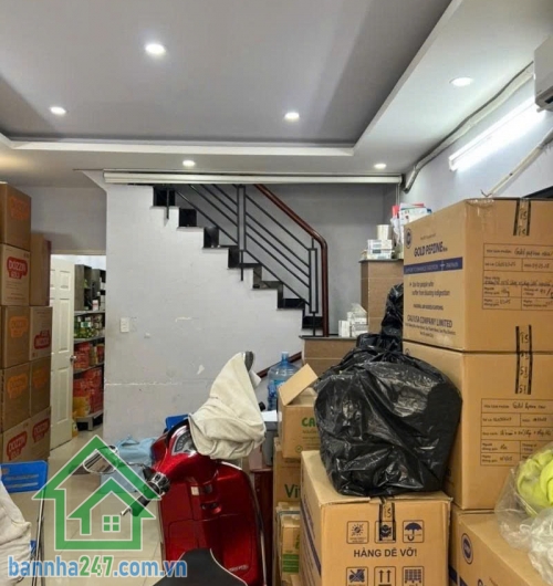 HẺM XE HƠI THÔNG – NGAY AEON - TÂY THẠNH – 2 TẦNG – SỔ NỞ HẬU – CHỈ 5.3 TỶ  Diện tích: 40m² – sổ nở hậu 4.1m – phong thủy tốt.  Nhà 1 trệt 1 lầu – 2PN – 2WC