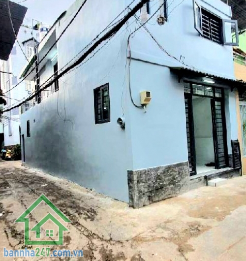CHỈ 7,5 TỶ – MTKD – NHÀ 2 TẦNG – 58M² (4,8 x 12)M – NGANG GẦN 5M – SẴN DÒNG TIỀN – SỔ VUÔNG VỨC * Kết cấu: trệt 1 lầu gồm 2PN, 2WC, nhà lô góc 3 mặt thoáng mát