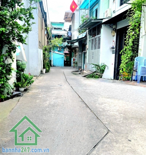 NHỈNH 8 TỶ – NHÀ 4 TẦNG ĐẸP – HẺM XE HƠI – NGAY LÊ ĐẠI HÀNH – QUẬN 11  Khu vực Lữ Gia – Âu Cơ – Lý Thường Kiệt – giáp Quận 10 & Tân Bình. Hẻm xe hơi tới tận nơi