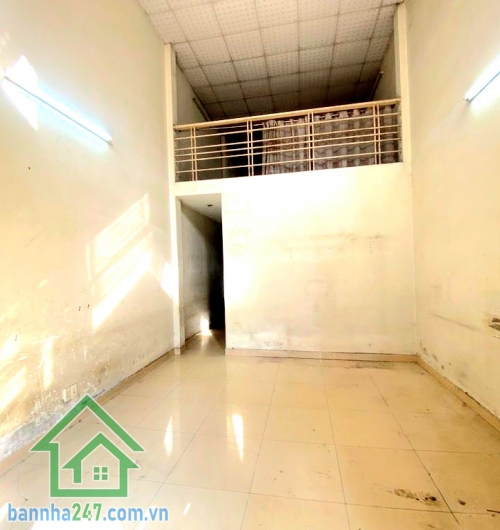 CHỈ 5,58 TỶ – MTKD ĐƯỜNG 8M – NGAY GÒ XOÀI – VỊ TRÍ SIÊU ĐẮC ĐỊA – KINH DOANH MỌI NGÀNH NGHỀ Vị trí vàng: Mặt tiền kinh doanh đường rộng 8m, tuyến thương mại
