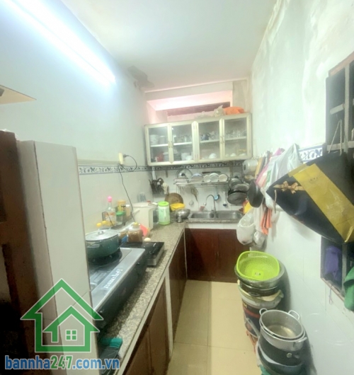 CHỈ 5,29 TỶ – HẺM 3.5M, VÀI CĂN RA MẶT TIỀN BÌNH TRỊ ĐÔNG – DT 66.1M2 (5.8x11.4M) – 3PN, 2WC Nhà 1 trệt 1 lầu, gồm phòng khách, bếp, 3PN, 2WC. 