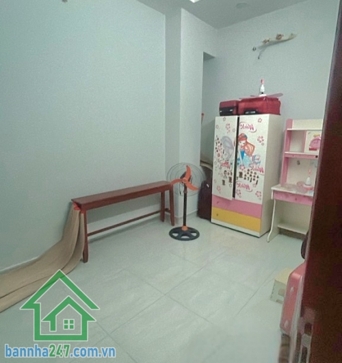 Siêu phẩm 4 tầng – Hẻm xe hơi 8m – Phạm Quý Thích, Tân Phú. Diện tích: 4x20m – vuông vức. Kết cấu: 1 trệt – 2 lầu – sân thượng trước sau. Công năng: 4PN – 4WC.