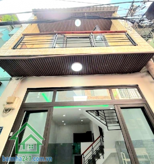 CHỈ 4,25 TỶ - NHÀ MỚI ĐẸP 3 TẦNG – CẠNH AEON TÂN PHÚ – 4 PN - 3 WC - VÀO Ở NGAY Vị trí: Cách Aeon Mall Tân Phú vài phút, khu dân cư an ninh – tiện ích đầy đủ