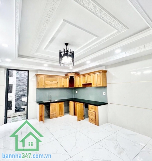 CHỈ 6,5 TỶ TL – CĂN HỘ DỊCH VỤ 4 TẦNG – HƯƠNG LỘ 2 – SÁT BV BÌNH TÂN Diện tích 4 x 16m (64m²) – kết cấu 1 trệt 3 lầu, gồm 7PN – 7WC, ban công, sân thượng đầy đủ,  Nhà đang khai thác căn hộ dịch vụ, doanh thu 36 triệu/tháng