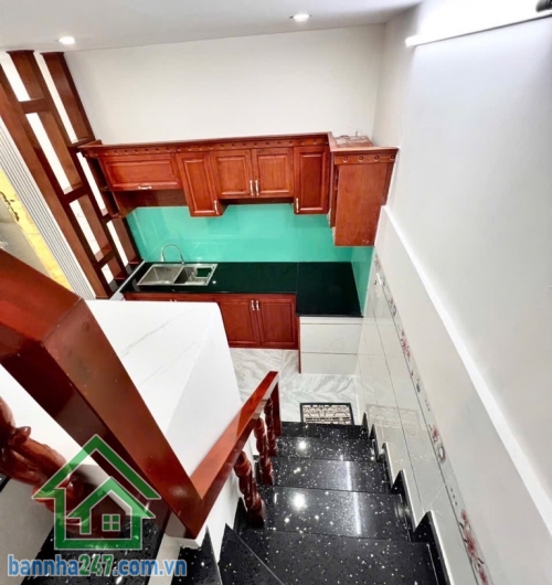 BÁN NHÀ MỚI 2 TẦNG – ĐÌNH NGHI XUÂN – SÁT NGÃ TƯ BỐN XÃ – CHỈ 4,35 TỶ DT: 4 x 9,5m (38m²). Kết cấu: 1 trệt 1 lầu, 2PN, 2WC, ban công rộng. Nhà mới đẹp. 