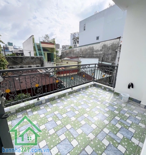 BÁN NHÀ MỚI 2 TẦNG – ĐÌNH NGHI XUÂN – SÁT NGÃ TƯ BỐN XÃ – CHỈ 4,35 TỶ DT: 4 x 9,5m (38m²). Kết cấu: 1 trệt 1 lầu, 2PN, 2WC, ban công rộng. Nhà mới đẹp. 