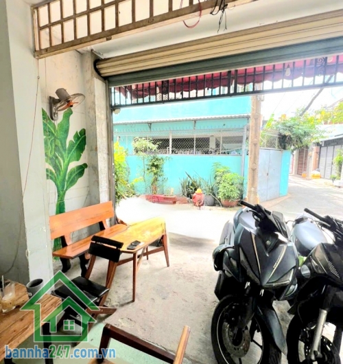 CHỈ 5,9 TỶ - CĂN GÓC 3 MẶT TIỀN KINH DOANH – GẦN NGHĨA PHÁT – P.7 TÂN BÌNH - DT: 65m² (4.5 x 14m) - DTSD: 110m² – 1 trệt 1 lầu, 2PN – 2WC.  Đường nhựa 6m, xe hơi  tránh thoải mái, thông ra các đường Nghĩa Phát....