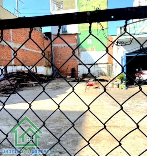 CHỈ 5,8 TỶ – ĐẤT ĐƯỜNG 18B – HẺM XE HƠI 8M – DT: 80M² (4×20)M * Đất trống vuông vức, xây dựng ngay * Được phép xây trệt – lửng – 3 lầu – sân thượng * Hẻm xe hơi 8m, không ngập, xe quay đầu thoải mái. 