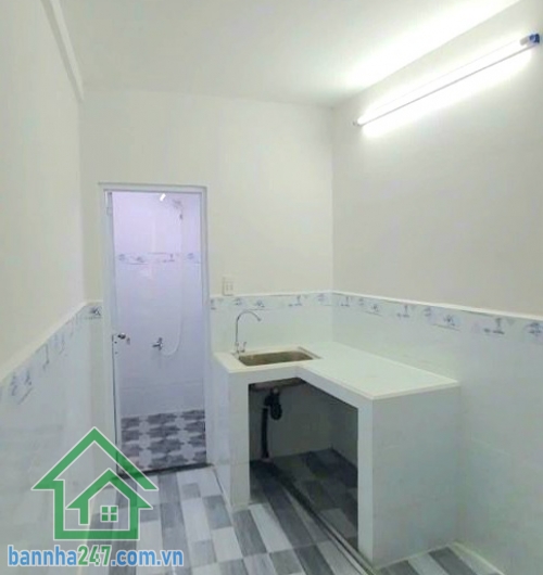 CHỈ 2,8 TỶ – TRUNG TÂM QUẬN 11 – HẺM 5M THÔNG – 20M RA MẶT TIỀN – DT: 17M² - 2 TẦNG - THUÊ 7TR/THÁNG Kết cấu 2 tầng kiên cố, dọn vào ở ngay- Có hợp đồng thuê 7 triệu/tháng – giữ dòng tiền.
