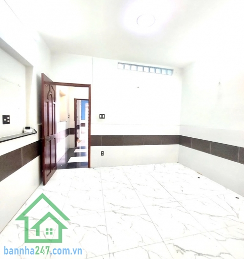 CHỈ 15,9 TỶ - MTKD – ĐƯỜNG 10M – GẦN BẢY HIỀN – SÁT TRƯỜNG CHINH - DT: 120m² (3,95/5,5 × 30m – nở hậu cực đẹp). DT: 120m² (3,95/5,5 × 30m – nở hậu cực đẹp)