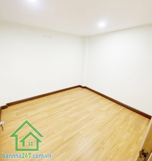 CHỈ 4,18 TỶ – SÁT MẶT TIỀN BÌNH THỚI – 3PN – TẶNG NỘI THẤT  Giá tốt khu Quận 11 – vị trí trung tâm – ở ngay! Diện tích: 3 × 8m – 24m² (công nhận 18.9m²)  Diện tích sàn: ~48.6m²