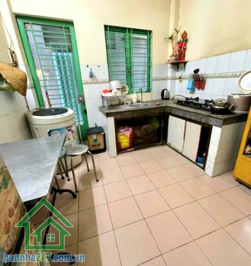 CHỈ 7,5 TỶ – NHÀ CHÍNH CHỦ CHƯA QUA ĐẦU TƯ – HXH ĐỖ CỬA – QUẬN 11 - KHU HIẾM NHÀ BÁN – 4 TẦNG BTCT – 4PN – 2 MẶT HẺM • Diện tích: 30m² • Kết cấu: Trệt + 2 lầu
