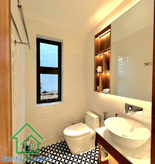 CHỈ 15.9 TỶ – NHÀ 5 TẦNG – MẶT TIỀN ĐƯỜNG 16M – KDC DƯƠNG HỒNG  DT: 100m² (5 x 20m) – xây full 5 tầng: hầm, lửng, 2 lầu, sân thượng  Gồm: 4 PN – 6WC.