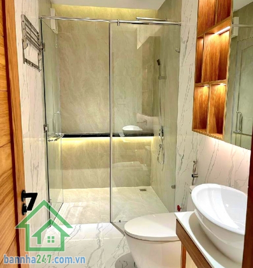 CHỈ 15.9 TỶ – NHÀ 5 TẦNG – MẶT TIỀN ĐƯỜNG 16M – KDC DƯƠNG HỒNG  DT: 100m² (5 x 20m) – xây full 5 tầng: hầm, lửng, 2 lầu, sân thượng  Gồm: 4 PN – 6WC.