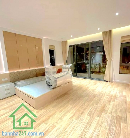 CHỈ 15.9 TỶ – NHÀ 5 TẦNG – MẶT TIỀN ĐƯỜNG 16M – KDC DƯƠNG HỒNG  DT: 100m² (5 x 20m) – xây full 5 tầng: hầm, lửng, 2 lầu, sân thượng  Gồm: 4 PN – 6WC.