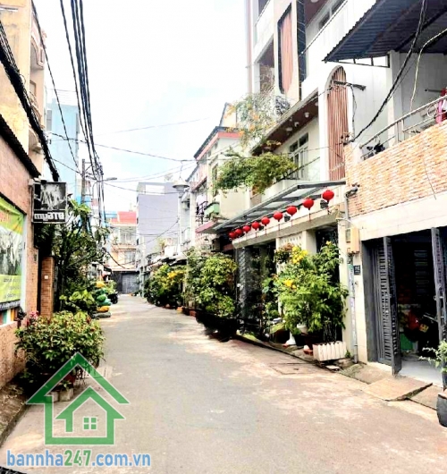 CHỈ 5,25 TỶ – HẺM NHỰA 8M – 38M² – KHU CAO TẦNG LÊ NGÃ – TÂN PHÚ - 3PN – 1WC – NHÀ CẤP 4 LỬNG – TIỆN XÂY MỚI DT: 3.4 x 11.5m – CN 38.5m² – không lộ giới
