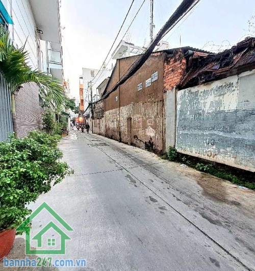 CHỈ 5,35 TỶ – HẺM 4M – CÁCH MẠNG THÁNG 8 – KHU VIP QUẬN 10 - 2PN – 2 WC * Diện tích: 38m² * Ngang 2,3m – dài 15m, nở hậu 2,9m * Kết cấu: 1 trệt 1 gác suốt 