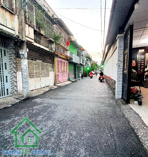 CHỈ 5,35 TỶ – HẺM 4M – CÁCH MẠNG THÁNG 8 – KHU VIP QUẬN 10 - 2PN – 2 WC * Diện tích: 38m² * Ngang 2,3m – dài 15m, nở hậu 2,9m * Kết cấu: 1 trệt 1 gác suốt 