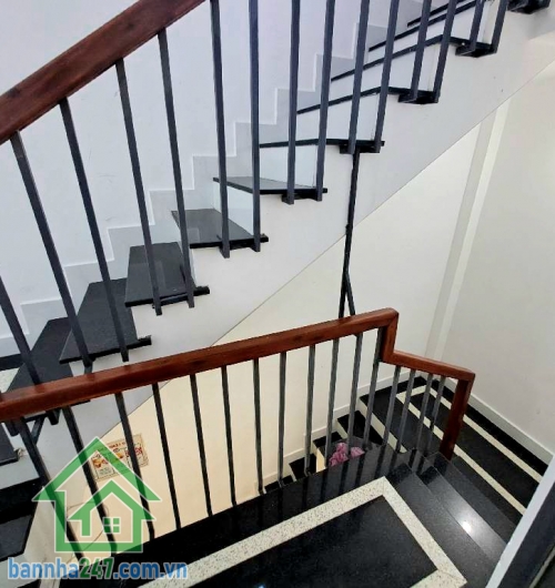 CHỈ 9,95 TỶ – MTKD KHU VIP - GẦN NGUYỄN XUÂN KHOÁT - TÂN PHÚ – 6 TẦNG – XE HƠI NGỦ TRONG NHÀ - 5PN – 6WC Kết cấu: 1 trệt – 1 lửng – 3 lầu – sân thượng. 
