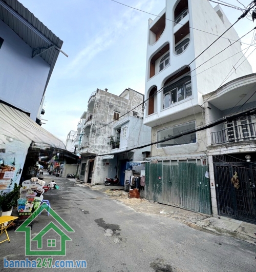 CHỈ 6,8 TỶ – MTKD NHỰA 8M – NHÀ 2 TẦNG NGAY HUỲNH THIÊN LỘC – DT: 40M² (4 X 10)M Vị trí cực đẹp: Ngay giao lộ Tân Hóa – Huỳnh Thiện Lộc – Thoại Ngọc Hầu, gần Bàu Cát Tân Bình. Đường nhựa 8m thông, tiện di chuyển Âu Cơ Lạc Long Quân, Đầm Sen Quận 11. 